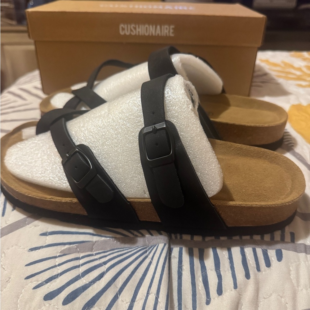 Cushionaire Luna Cork Footbed Sandal (Wide Width)